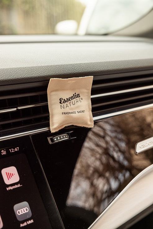 Car Cushion in Fabric - IVORY