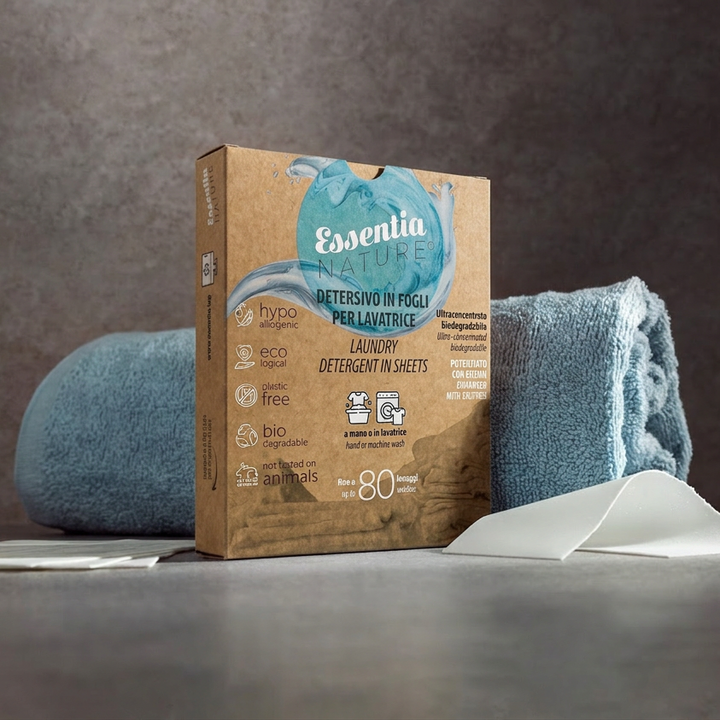 Eco-Friendly Laundry Detergent in Sheets for 32 Washes